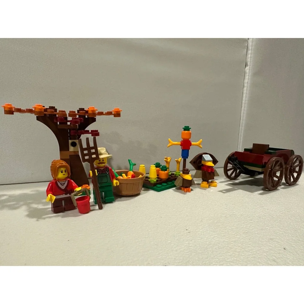 LEGO 40261 Thanksgiving Harvest Complete w/ Instructions and box Retired 2017
